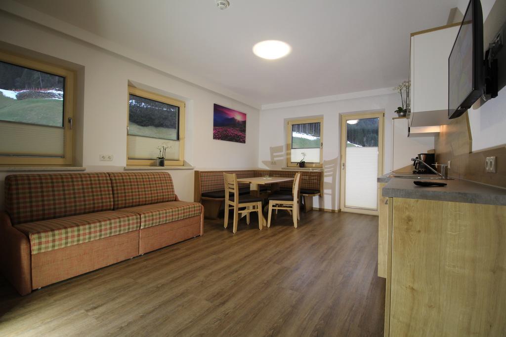 Apart Geisler Mayrhofen Habitación foto