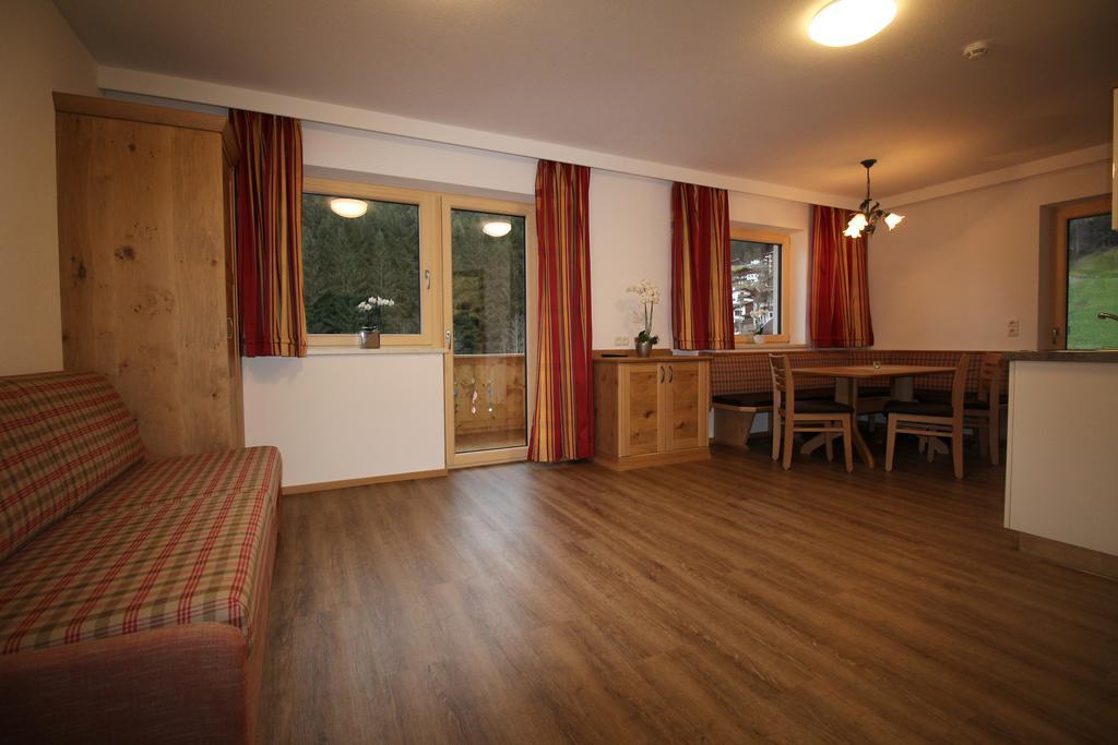 Apart Geisler Mayrhofen Habitación foto